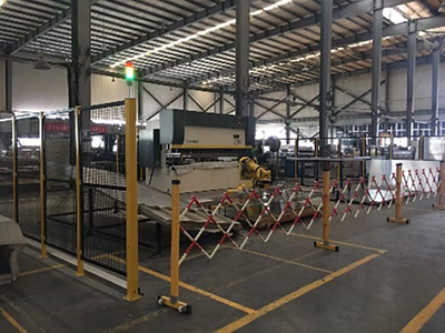 Hệ thống Uốn Robot Nâng Cao Chất lượng và Hiệu quả trong Ngành Tấm Nhôm