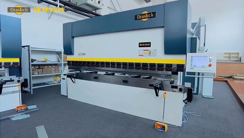 Máy Chấn Tôn Thủy Lực CNC Hai Động Cơ Dòng UBB-D