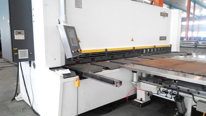 Thiết bị cấp liệu phía trước CNC